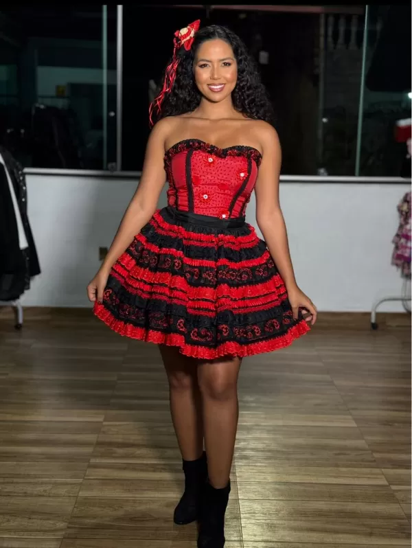 Nº 201 - Vermelho com Preto