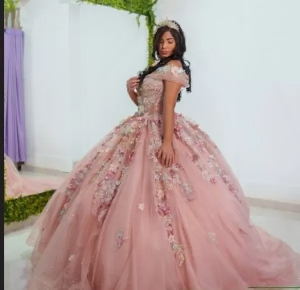 Vestido Nubielly Rose - Classico interiço com Calda 3D